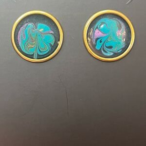 Vintage Style Hand Crafted Gold Tone & Epoxy Paint Swirl Design Pierced Earrings